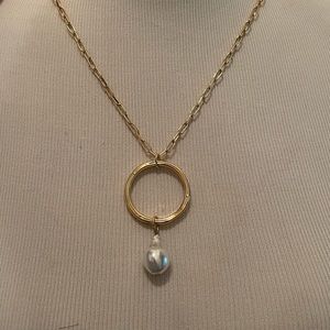 Gold and pearl long necklace
